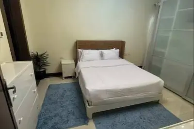 Image de An Elegant Apartment in park mall with lake view