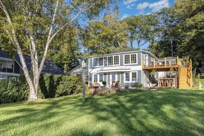 Image de Lincoln Lake Getaway – Perfect Lakeside Stay