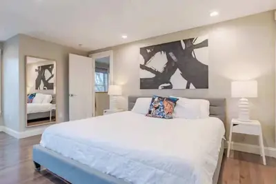 Image de Ocean Views / 2br King Beds / Pet-Friendly