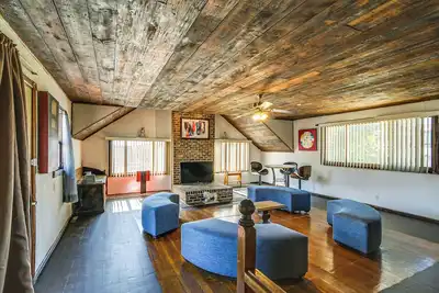 Image de 8 Mi to Lake Panorama: Cozy Family Getaway