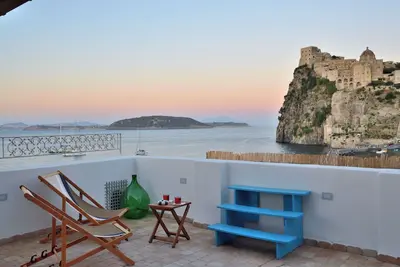 Image de In an old fishing village apartment with sea view terrace