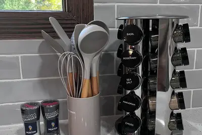 Image de Spacious 3 bedroom retreat 5 mins from Iu sleeps 8