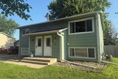 Image de The Rochester Rambler - Downstairs with Own Backyard!