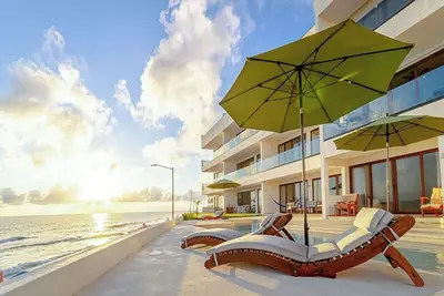 Image de Ocean Escape: New Downtown Penthouse