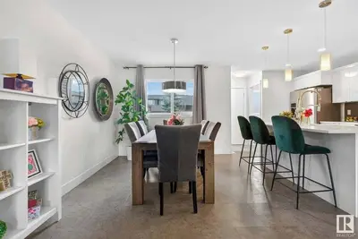 Image de Fully Furnished 3-Bedroom Duplex – Near K–9 Schools & Amenities!