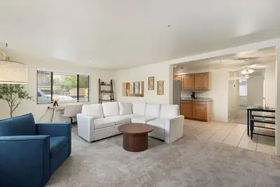 Image de Desert Dream Escape – Spacious 2br Getaway