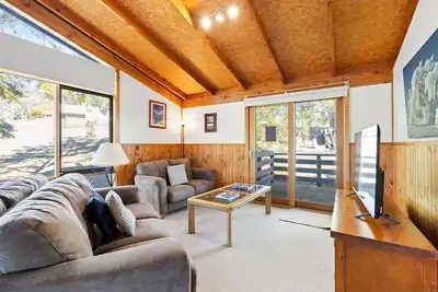 Image de Alpine Vista with Stunning Mt Buller Views