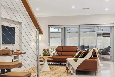 Image de Beachside Family Retreat | 6 Bed + Spa | Fremantle