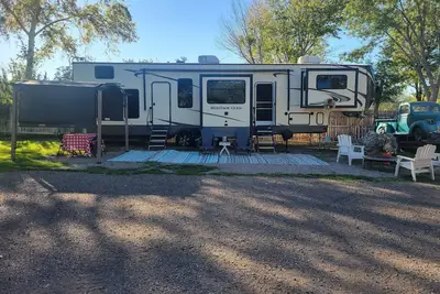 Image de Cozy 2-bedroom Luxury Rv in Cornville near Sedona
