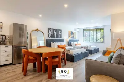 Image de Urban Nook Mtl – Warm 1br in the City’s Core