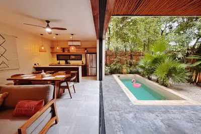 Image de 2-Bd Villa 2 Private Pools Patio w/Grill & Rooftop