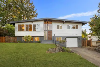 Image de Prime location home away from home 4-bedroom 3 bath, only 15 minutes to Seattle