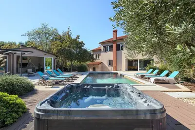 Image de Villa Maruge by Villas Guide