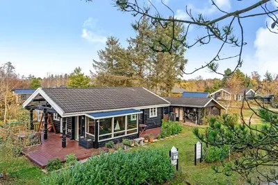 Image de \"Hakon\" - 1km from the sea by Interhome