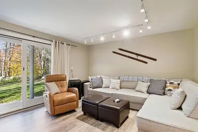 Image de Mountain-Modern Professionally Decorated Retreat with Ski Back Access & A/C The Killington golf course and Green Mountain National Golf Course are just a few minutes from this location.