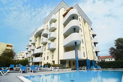 Image de Appartement Bibione avec accès piscine et solarium