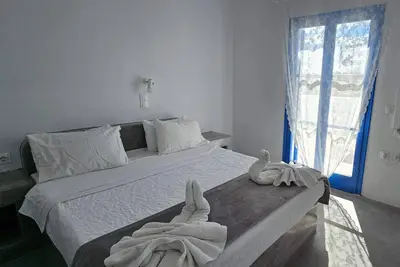 Image de Chambre quadruple classique 1 avec balcon et climatisation