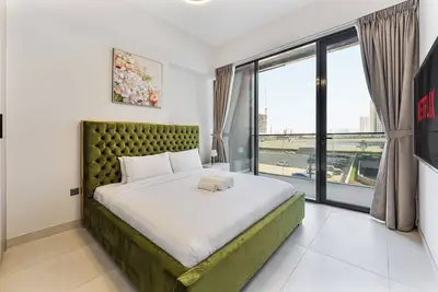 Image de 2 Bed W/ Balcony Near World Renowned Golf Clubs