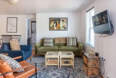 Image de Warren Street Middle of Town