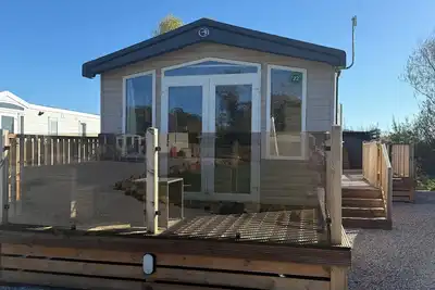 Image de 2 bedroom lodge in Warton with hot tub