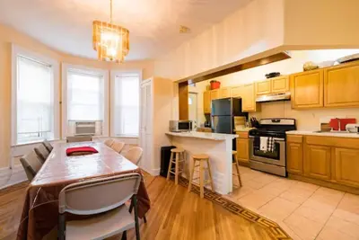 Image de 3-bedroom apartment in superb Brooklyn with Ac