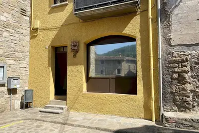 Image de In the Garrotxa, in the middle of the nature and close to enticing places.