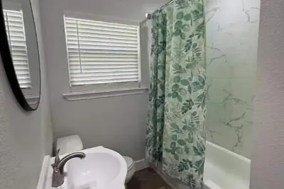 Home near Refineries