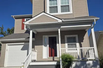 Image de Charming 3-bedroom house with vaulted ceiling and basement in Elkridge