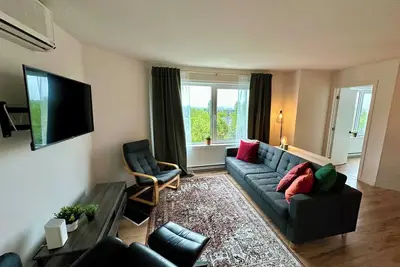 Image de Entre fleuve et montagnes | Salle de gym et sauna | 2 salles de bain