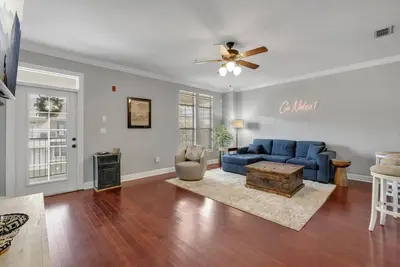 Image de The Governor - A Luxury Downtown Condo