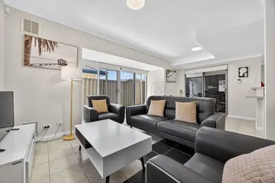 Image de 3-Bedroom Escape with Outdoor Living Area