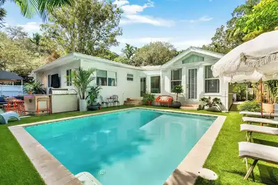 Image de Garden Grove- Miami Home with Private Pool