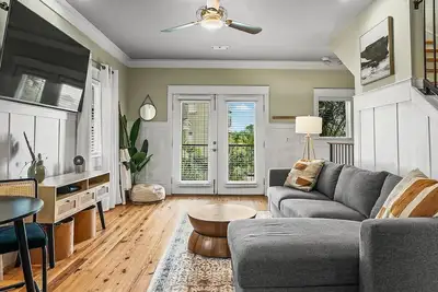 Image de Condo on the Cove