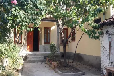 Image de Welcome to Hostel 1926, the first entrepreneurs, where comfort meets creativity.