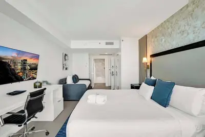 Image de The Grove View Suite Bay and City Views