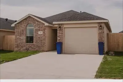 Image de 3/2 ~ New ~ clean ~ discounts ~ Expo ~ Acu ~ Hsu ~ family friendly