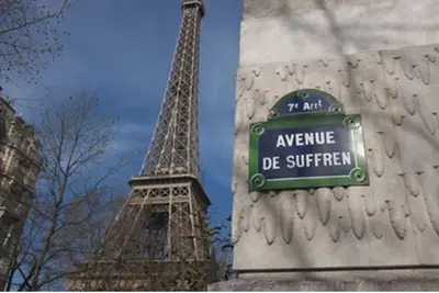 Image de Large and Bright Apartment Just 200m from the Eiffel Tower& Quai de Seine