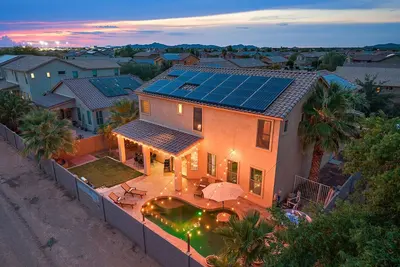 Image de Chill & Thrill | Pool, Hot Tub • Family Game Villa