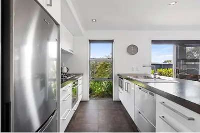 Image de Coastal Beach Haven\nEntire home in Tauranga, New Zealand