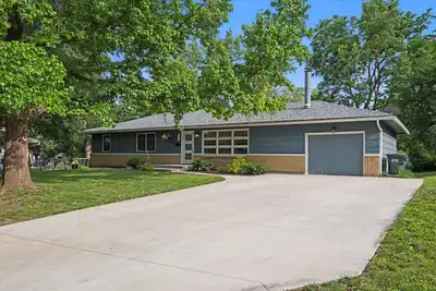 Image de Rock Chalk Retreat: Steps from Allen Fieldhouse & Ku