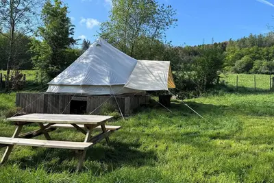 Image de Un bivouac confortable en pleine nature. L’escale parfaite des randonneurs.