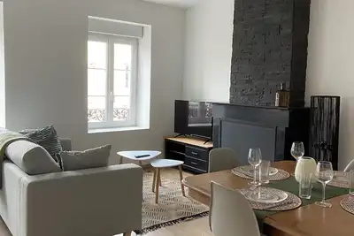 Image de L'appartement de la Place centrale. Animaux acceptés!