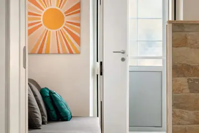 Image de Samly's apartment | a stone's throw from the sea