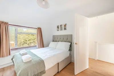 Image de Cozy home in Harrow