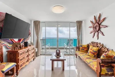 Image de The Best Ocean View in Luquillo Beach Front View