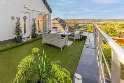 Image de Spacious 3br/2ba | Terrace + Free Parking