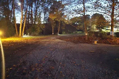 Image de Campground in Masury 50 Amp full hook up sewer and water for all weather camping