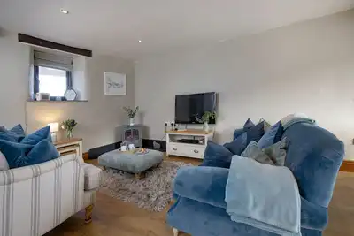 Image de Toad Hall is a spacious cottage in North Cornwall full of character