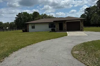 Image de Marvelous 3-bedroom house located on a horse farm in Ocala minutes from Wec