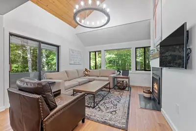 Image de Luxury 5br Retreat – Across from Loon Mountain